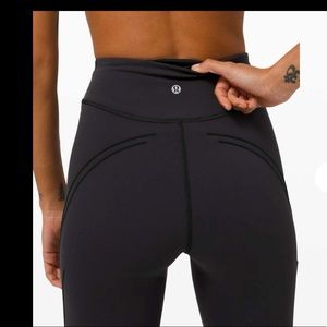 Lululemon Get in line SHR tight 28” Size 6